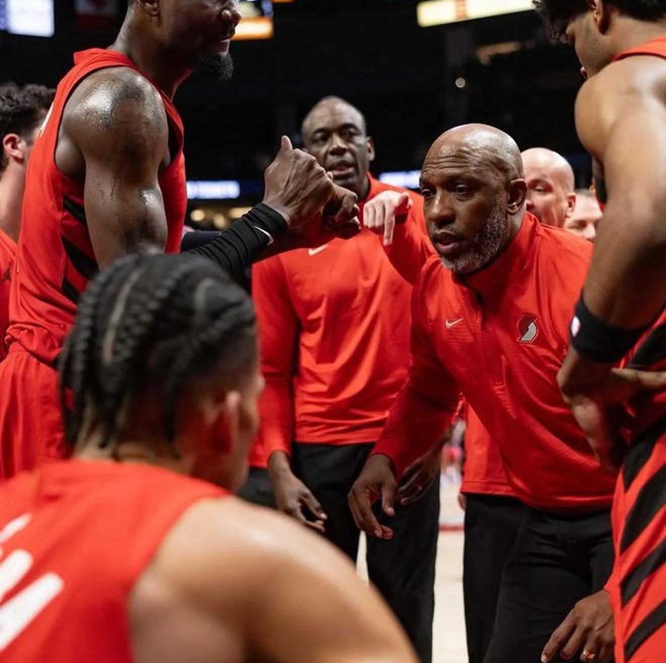 艾顿来了!詹姆斯与九位状元同队创NBA历史之最的简单介绍