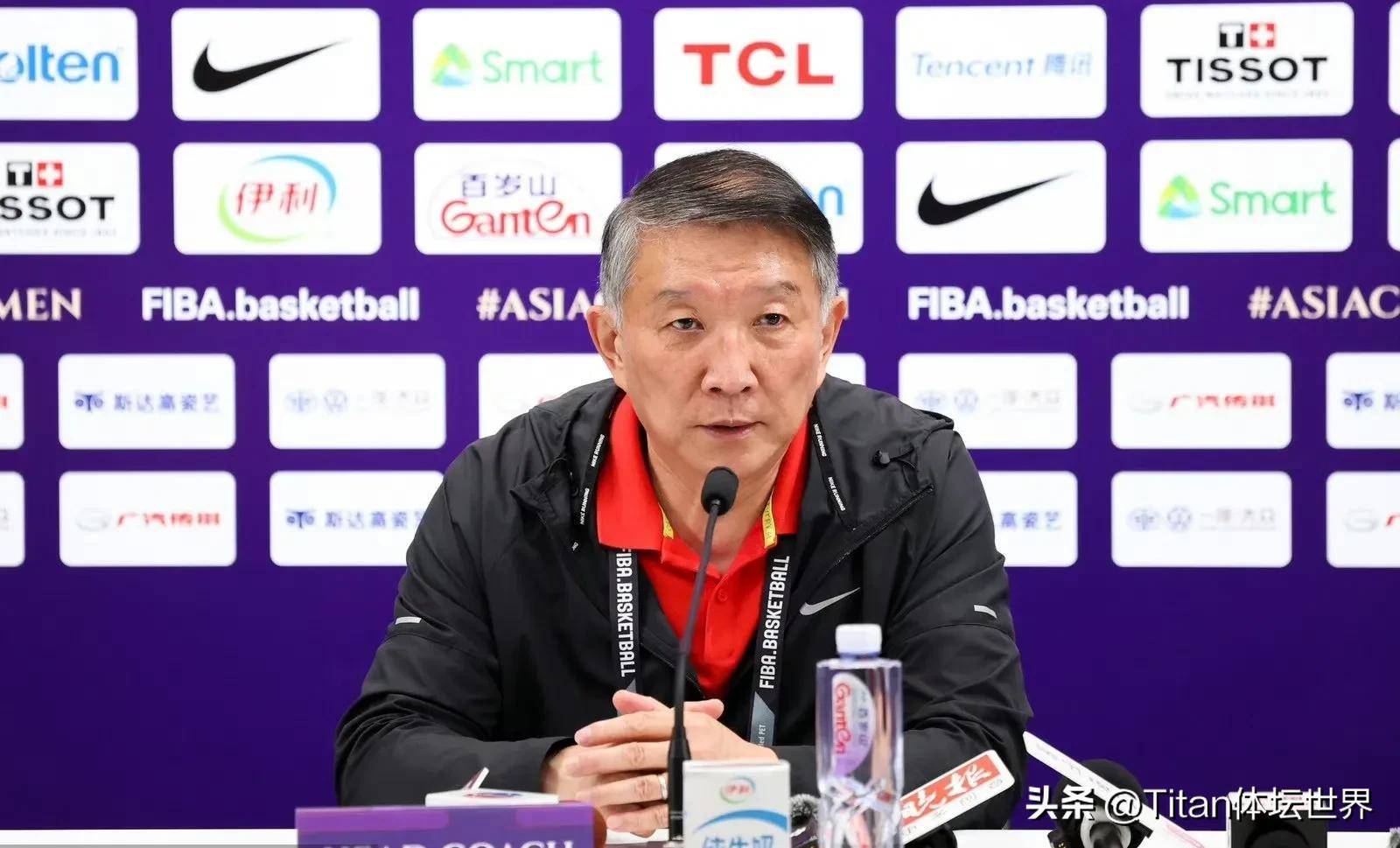 中国女篮输球主因：三分6-16外线狂输30分宫鲁鸣大练三分成空谈(中国女篮三分球表现)