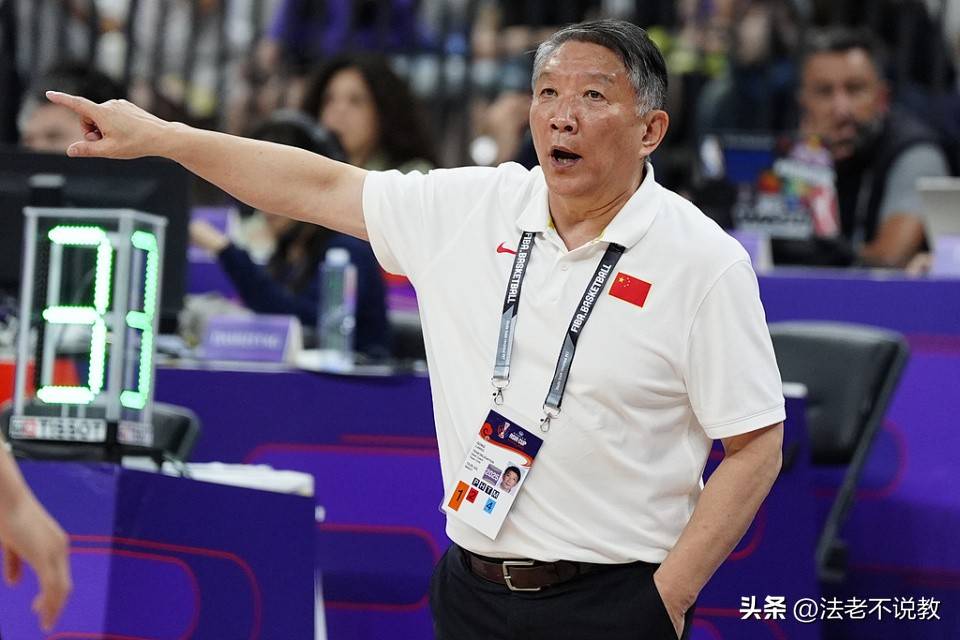 中国女篮输球主因：三分6-16外线狂输30分宫鲁鸣大练三分成空谈(中国女篮三分球表现)